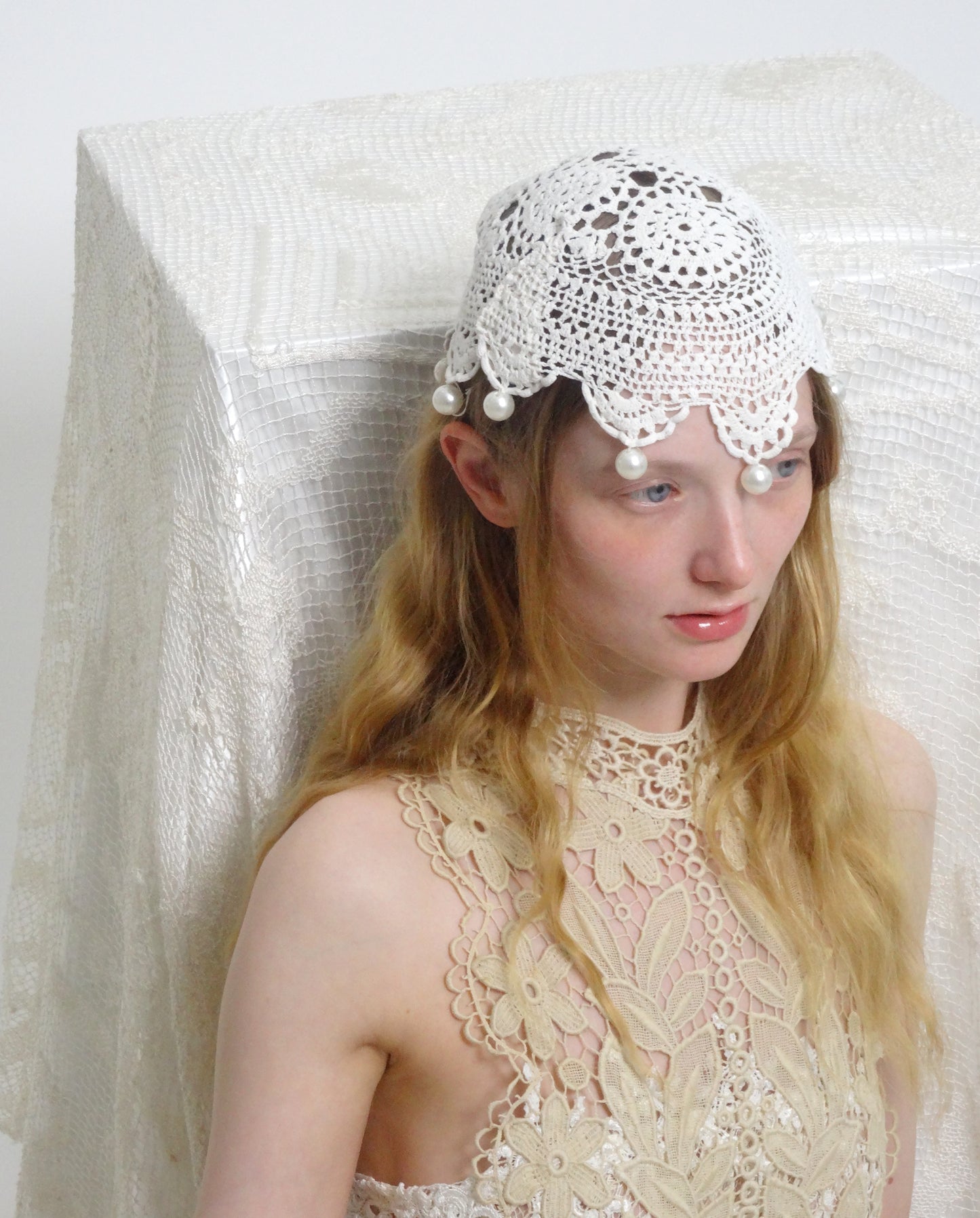 CROCHET PEARLS HEADPIECE