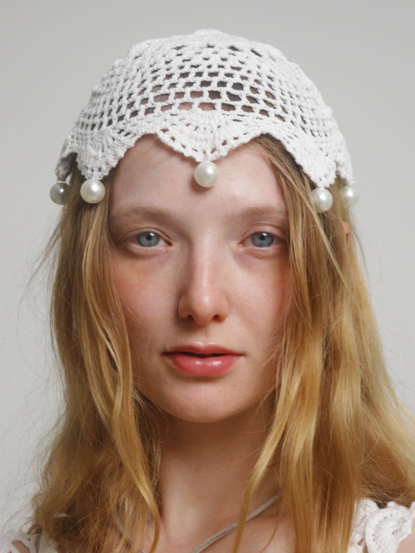 CROCHET PEARLS HEADPIECE