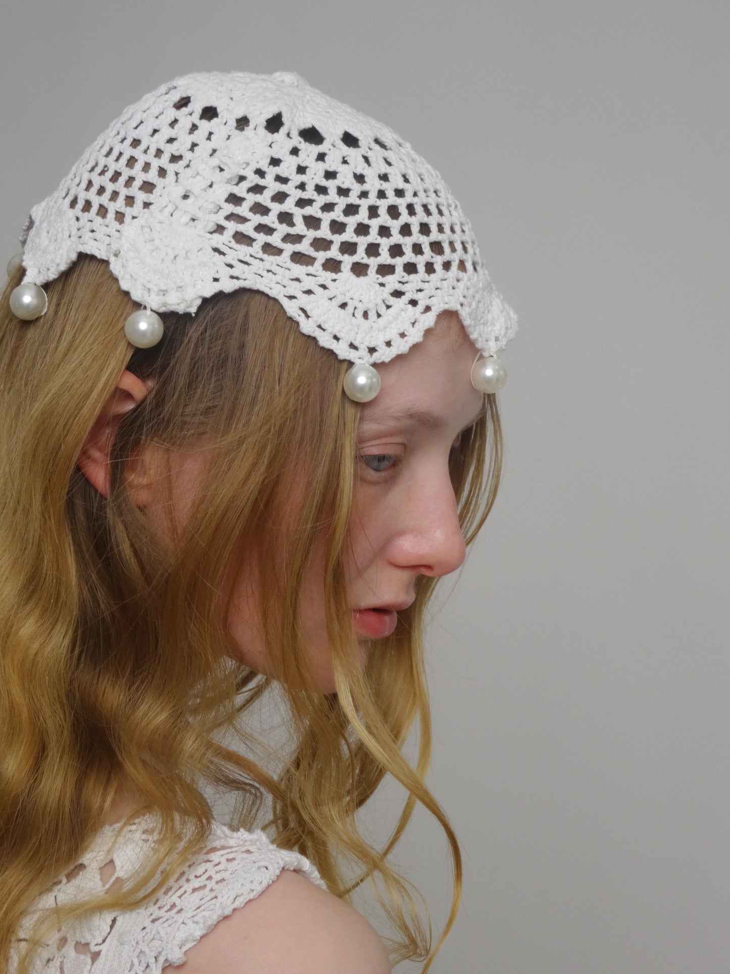 CROCHET PEARLS HEADPIECE