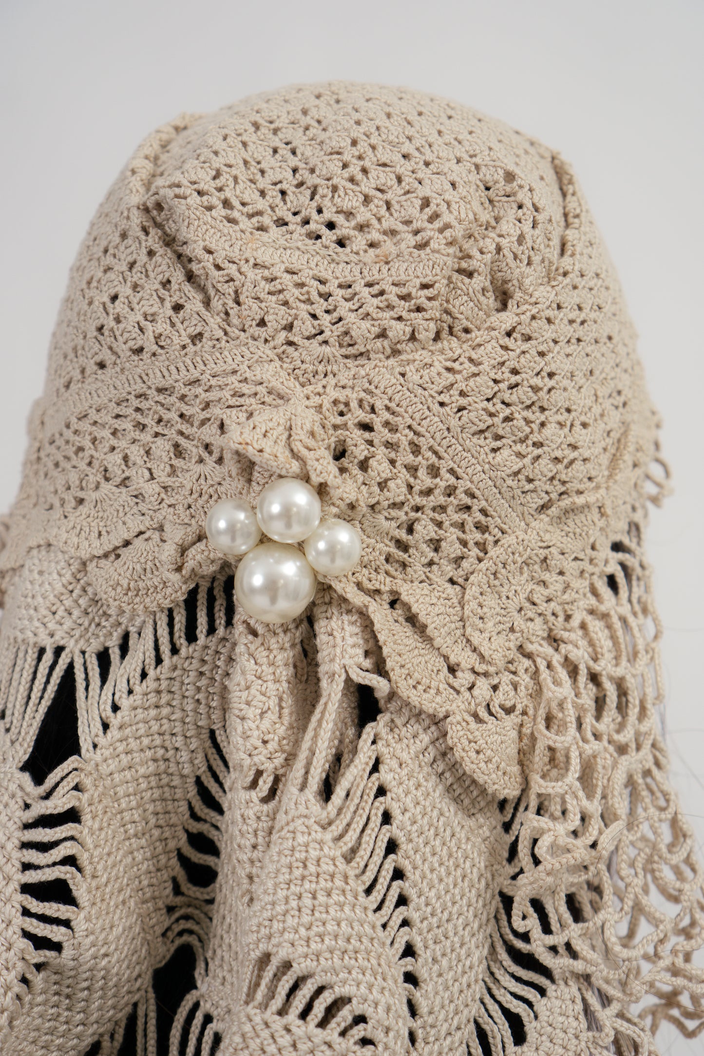 Cream and pearls headpiece